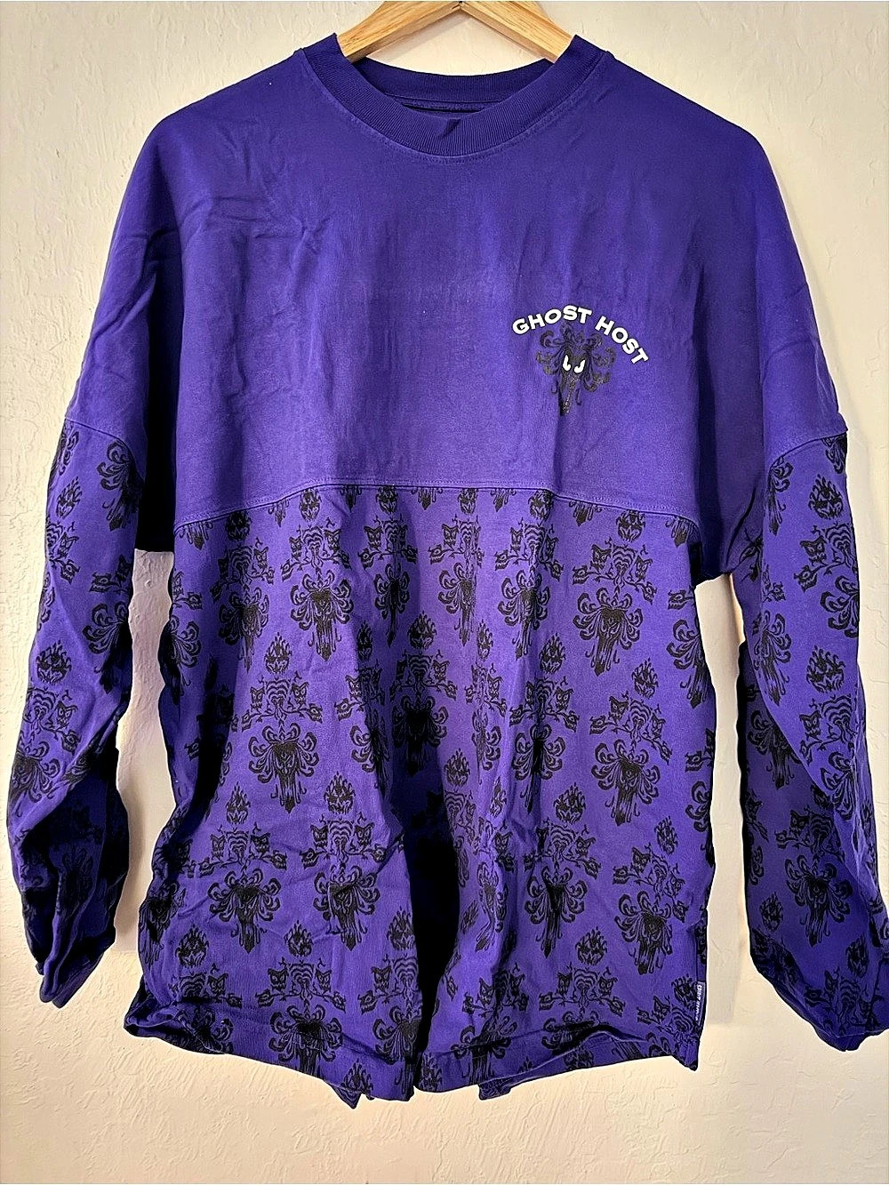 Disney Parks Haunted Mansion Spirit Jersey size Medium